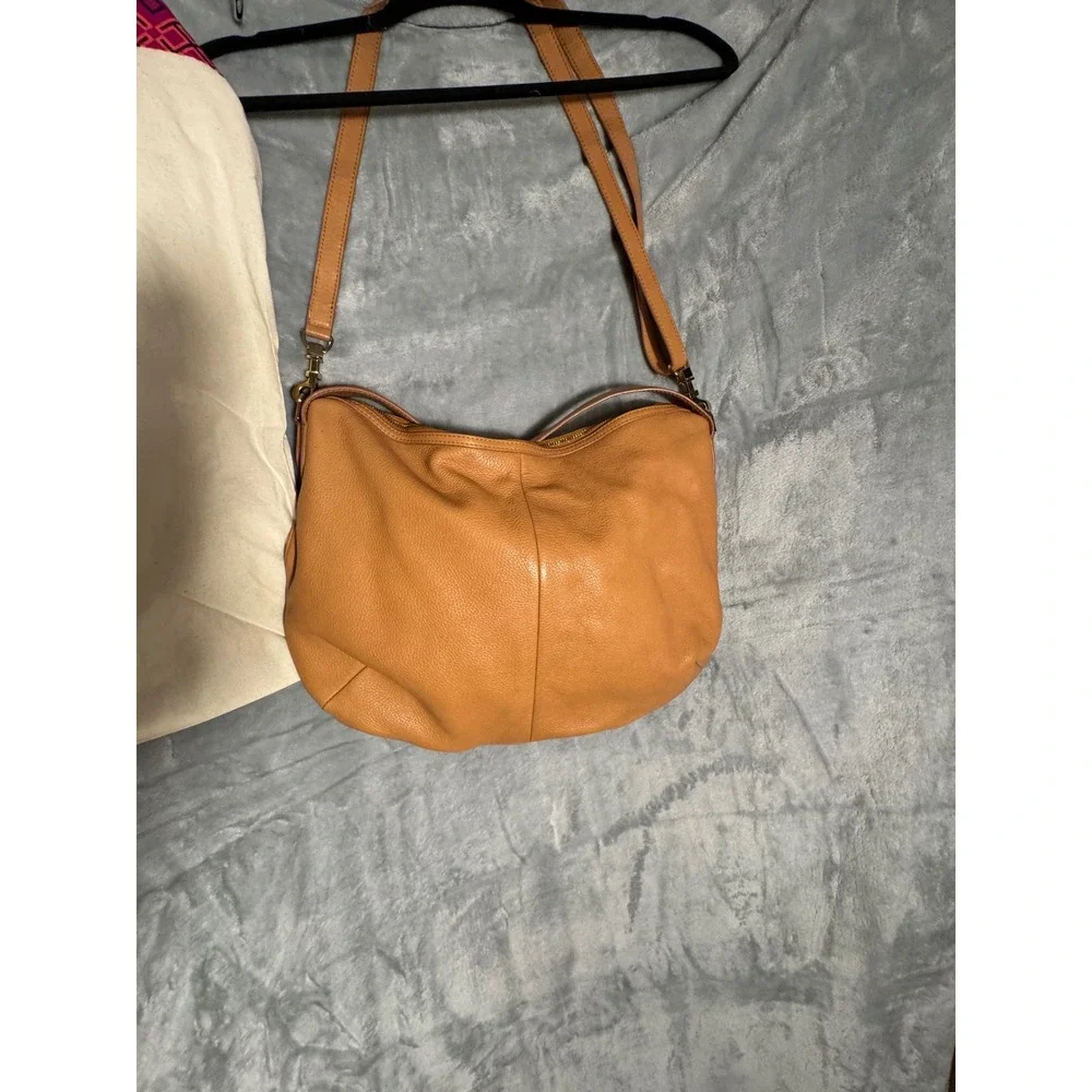 Tory‎ Burch Tan Pebbled Leather Hobo Shoulder Bag Crossbody with Dust Bag large